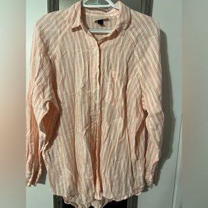 Universal Threads Women’s Shirt